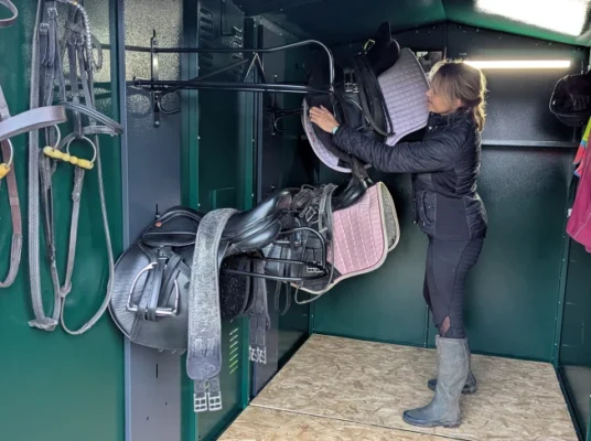 saddle racks for tack rooms